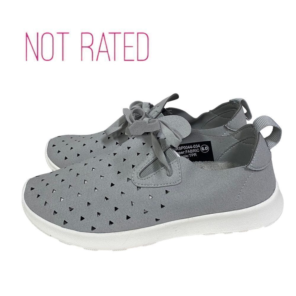NEW in Box NOT RATED Marlum Light Grey Women's Joggers Sneakers